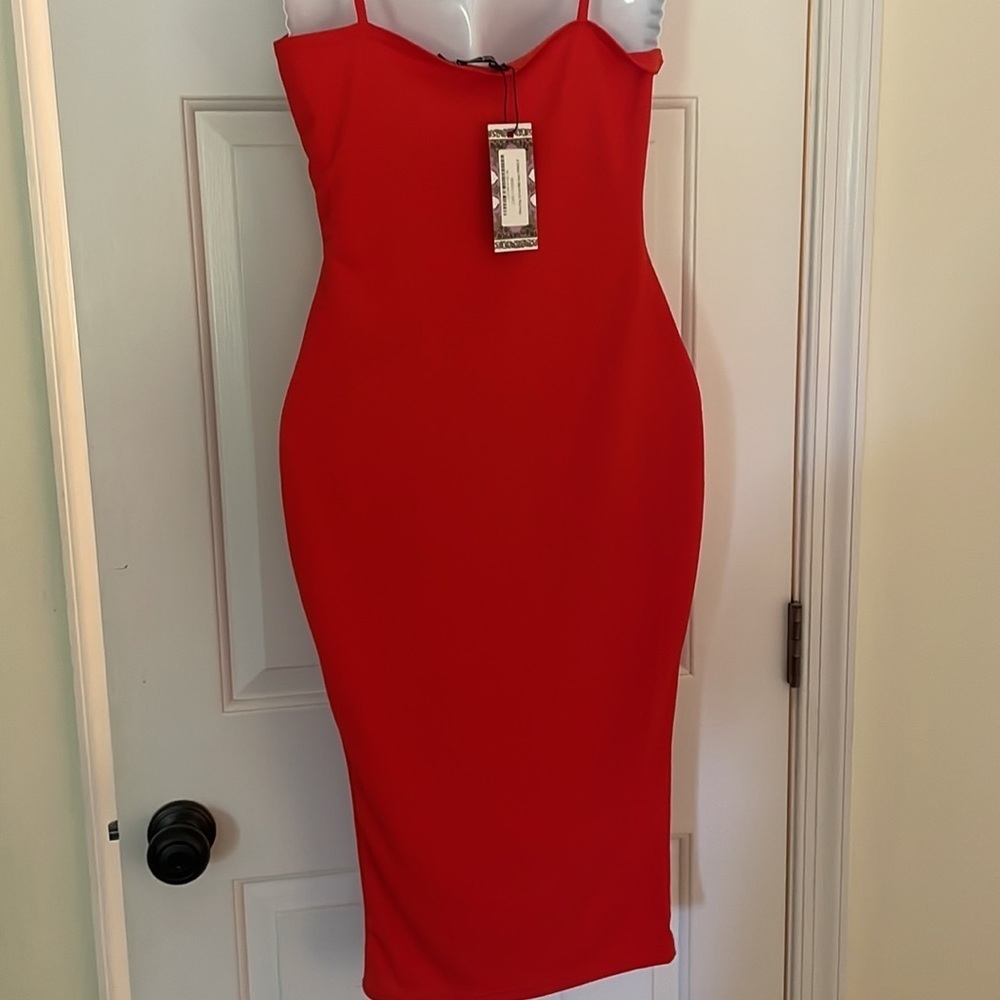 NWT boohoo red front tie knot bodycon scuba midi dress spaghetti straps - Picture 4 of 6